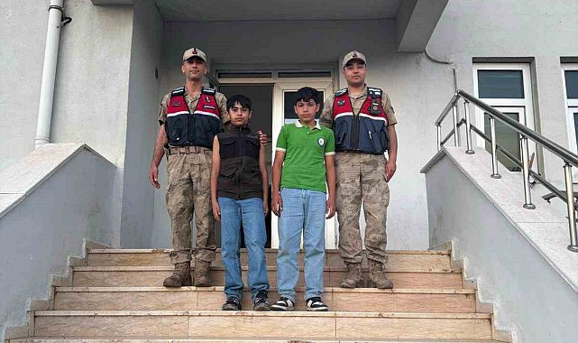 Jandarmanın dikkati kayıp çocukları ailelerine kavuşturdu