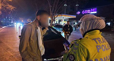 Kadıköy'de sunrooftan çıkan genç: "Üzerine çıkalım diye yapmışlar"