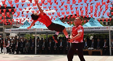 Kahramanmaraş'ta Atatürk'ü Anma, Gençlik ve Spor Bayramı coşkuyla kutlandı