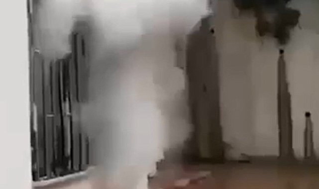 Kahramanmaraş'ta ev yangını: Mahsur kalan 3 kişiyi itfaiye kurtardı