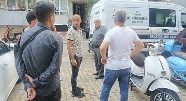 Kanser tedavisi gören yaşlı adam eşi tarafından ölü bulundu