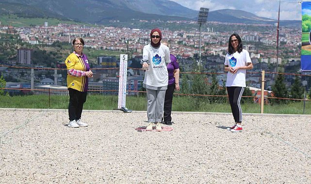 Karabük'te özel çocuk anneleri bocce etkinliğinde buluştu