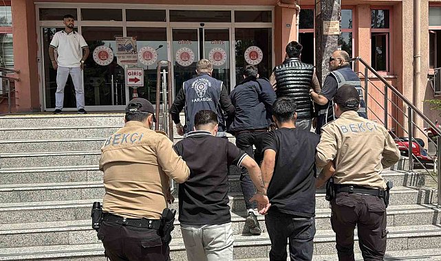 Karabük'teki kavganın nedeni "yol verme" tartışması çıktı