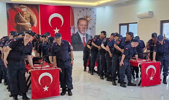 Karaman'da 16 özel birey yemin ederek bir günlük asker oldu