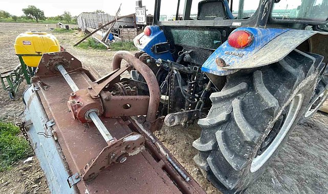 Karaman'da kolu traktör şaftına sıkışan şahıs yaralandı