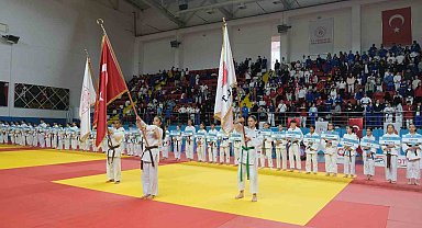 Karaman'da Minikler Türkiye Judo Şampiyonası heyecanı başladı