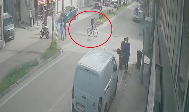 Kararsız bisikletli kazayı getirdi...Ne tarafa gideceğini şaşırınca motosikletliyle çarpıştı