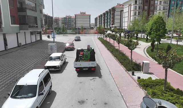 Karatay Belediyesi'nden Kurban Bayram öncesi ilaçlama mesaisi