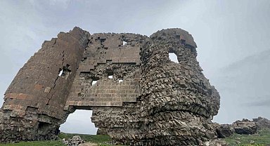 Kars'taki bin yıllık Kız Kalesi yok olma tehlikesiyle karşı karşıya