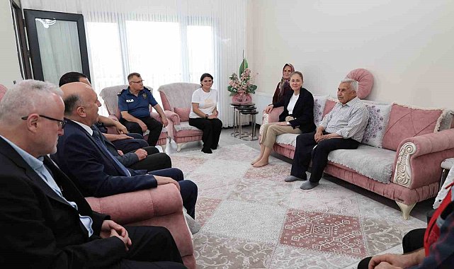 Kaymakam Küpeli şehit ailelerini unutmadı