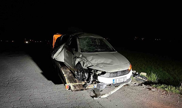 Kayseri'de takla atan otomobilde anne ve oğlu yaralandı