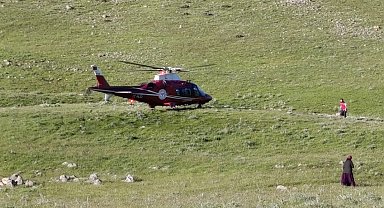 Kaza geçiren motosiklet sürücüsüne hava ambulansı