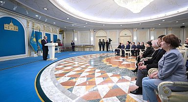 Kazakistan'dan AK Parti Genel Başkan Yardımcısı Zorlu'ya Dostluk Nişanı