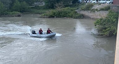 Kelkit Çayı'na düşen 4 gencin kazadan önceki son fotoğrafları ortaya çıktı