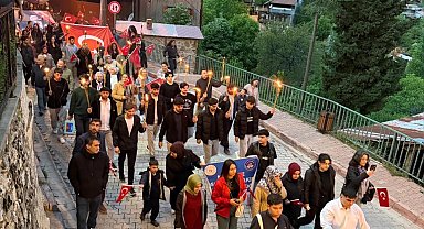 Kemaliye'de 19 Mayıs coşkusu fener alayıyla yaşandı