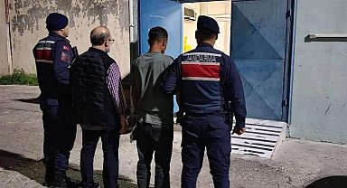 Kendilerini polis olarak tanıtan dolandırıcılara 10 milyon liralık altın kaptırdılar