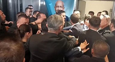Kılıçdaroğlu, 2.5 yıl sonra CHP Genel Merkezi'nde