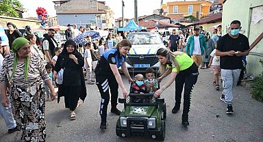 Kocaeli polisinden lösemi hastası minik Halime'ye bayram sürprizi
