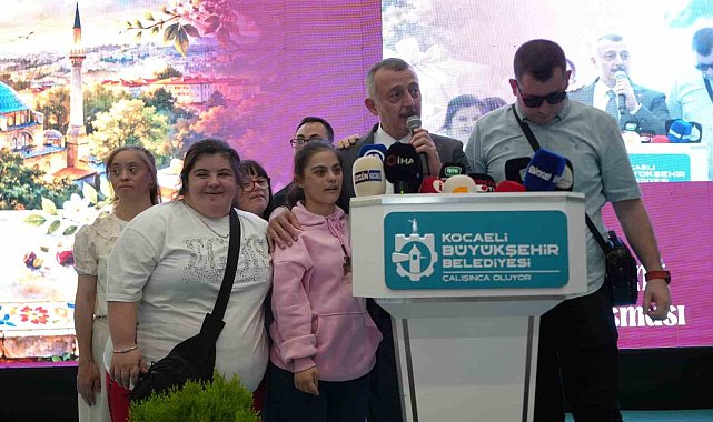 Kocaeli'de geleneksel bayramlaşma coşkusu
