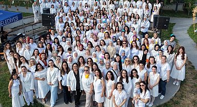 Kocaeli'de İzmit Belediyesi anneleri unutmadı
