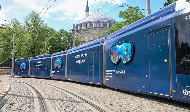 Kocaeli'de tramvaylar su altı dünyasına dönüştü
