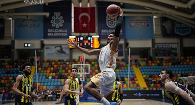 Konya Büyükşehir Play-Off'a galibiyetle başladı