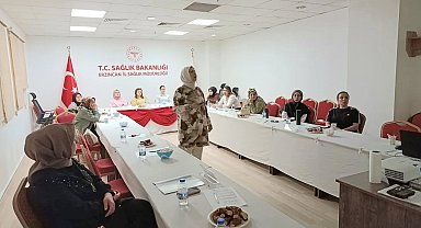 Koordinatör ebelere normal doğum eğitimi verildi