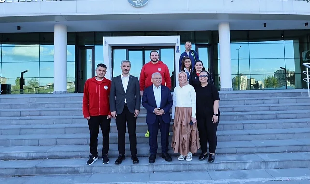 Köşk Sosyal Yaşam Merkezi Başkan Büyükkılıç'ı ağırladı