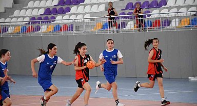 Kulüpler Hentbol Minik Kızlar İl Birinciliği Müsabakaları tamamlandı