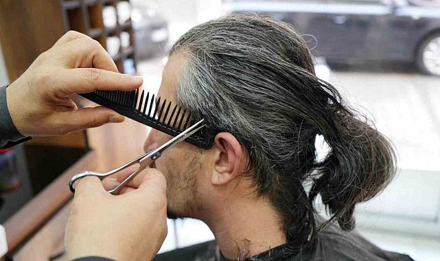 Kurban Bayramı nedeniyle berberler pazar mesaisi yapacak