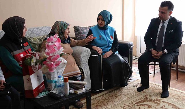 Kurban bayramı öncesi çınarların kapısı vefayla çalındı