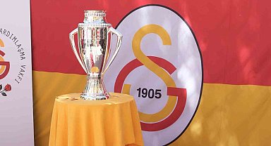 Kurban Bayramı sevinci şampiyonluk kupasıyla Galatasaraylılar Yurdu'nda yaşandı