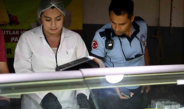 Kuşadası Belediyesi gıda denetimlerini sıklaştırdı