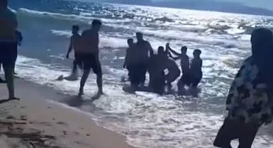 Kuşadası'nda iki kişi boğulma tehlikesi geçirdi
