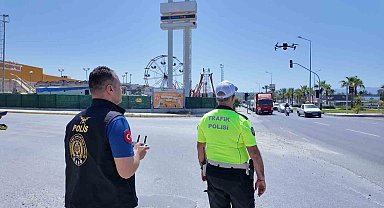 Kuşadası'nda Kurban Bayramı öncesi havadan trafik denetimleri sıkılaştırıldı