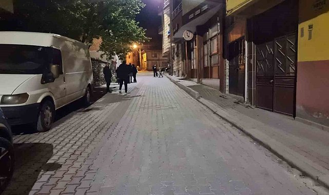 Kütahya Domaniç'te gece yarısı peş peşe iki deprem meydana geldi