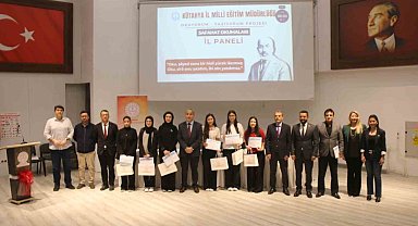 Kütahya'da "Okuyorum Yazıyorum: Safahat Okumaları" projesi il finali yapıldı