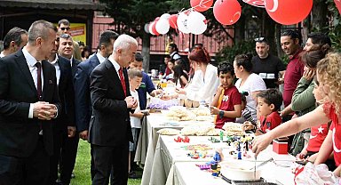 Lüleburgaz'da "Okuyan Kampüs - Açık Hava Kütüphaneleri Projesi" etkinliği