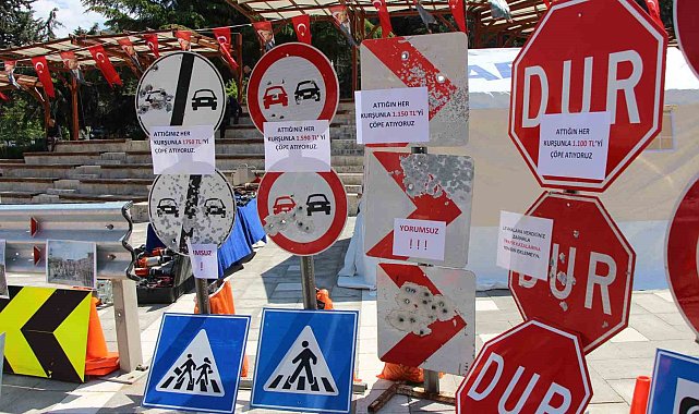 Magandaların hedef tahtası trafik levhaları sergilendi: Yenilenme bedeli 5 bin TL'yi buluyor