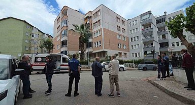 Mahallede panik: Genç kadın 2 saat sonra ikna oldu