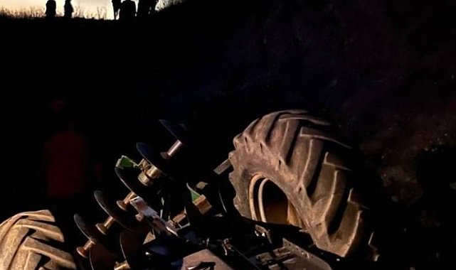 Manisa'da 9 metreden yuvarlanan traktörün sürücüsü hayatını kaybetti