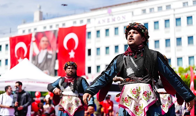 Manisa'da 19 Mayıs Coşkusu meydana taştı