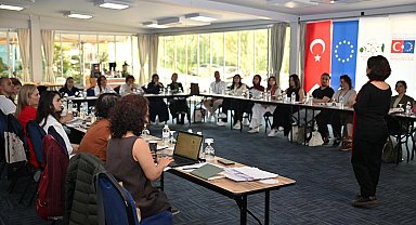 Manisa'da "Kadın Dostu Kentler" için yerel eşitlik çalışmaları başladı