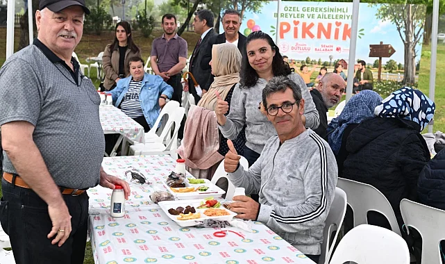 Manisa'da özel bireyler Ortaköy'de piknikte buluştu