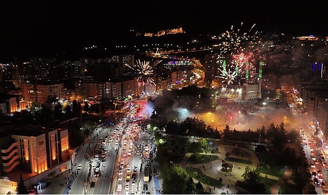 Mardin'de çifte şampiyonluk coşkusu