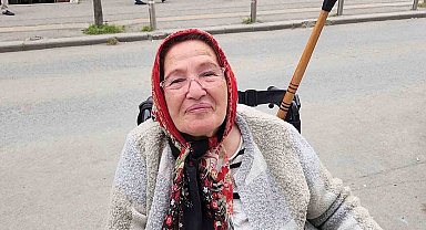 Markete giremeyen yaşlı kadın engelli rampası yapılmasını istedi