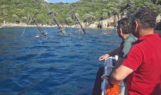 Marmaris'te gezi teknesi battı, yolcular tahliye edildi