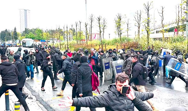 Mecidiyeköy'de izinsiz yürüyüşe polisten müdahale