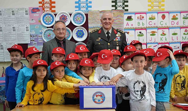Mehmetçiklerin mektupları Samsunlu öğrencilerle buluştu