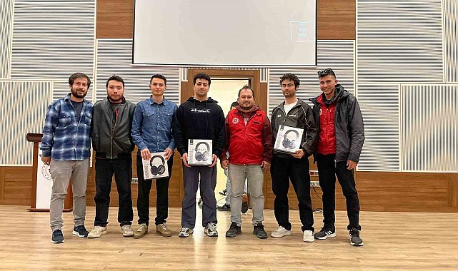 Menteşe'nin gençleri bilgi yarışmasında il şampiyonu oldu